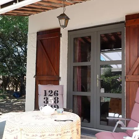 Des Chenes Casa de Férias *